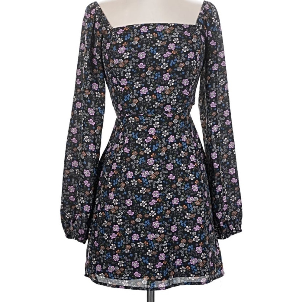 All in Favor Dress Size Large Floral Cut Out Long Sleeve Mini Summer Party